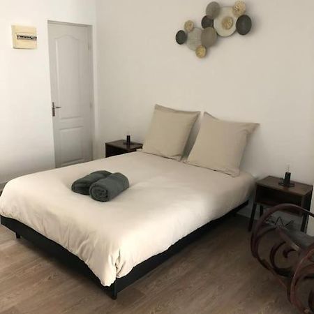 Appartement En Duplex A オーソンヌ エクステリア 写真
