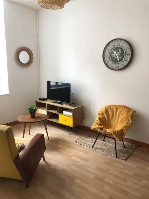Appartement En Duplex A オーソンヌ エクステリア 写真
